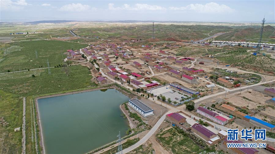 （壯麗70年·奮斗新時(shí)代——共和國(guó)發(fā)展成就巡禮·圖文互動(dòng)）（2）生態(tài)美、百姓富——品讀嶄新“寧夏畫(huà)卷”