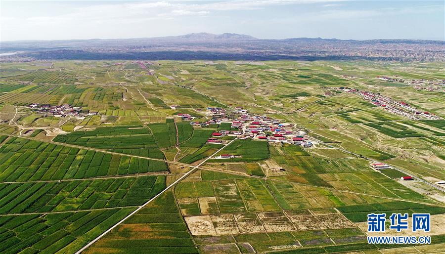 （壯麗70年·奮斗新時(shí)代——共和國(guó)發(fā)展成就巡禮·圖文互動(dòng)）（1）生態(tài)美、百姓富——品讀嶄新“寧夏畫(huà)卷”