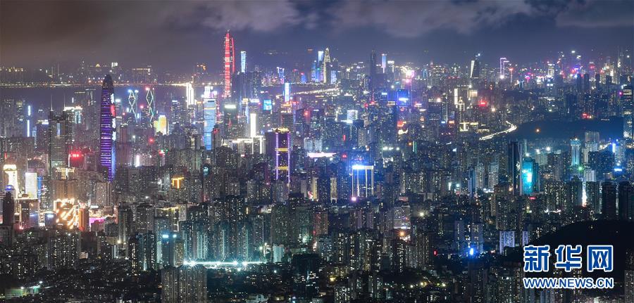 (新華全媒頭條·圖文互動)(18)偉大旗幟引領(lǐng)歷史巨變——習(xí)近平新時(shí)代中國特色社會主義思想指引“十三五”經(jīng)濟(jì)社會發(fā)展述評